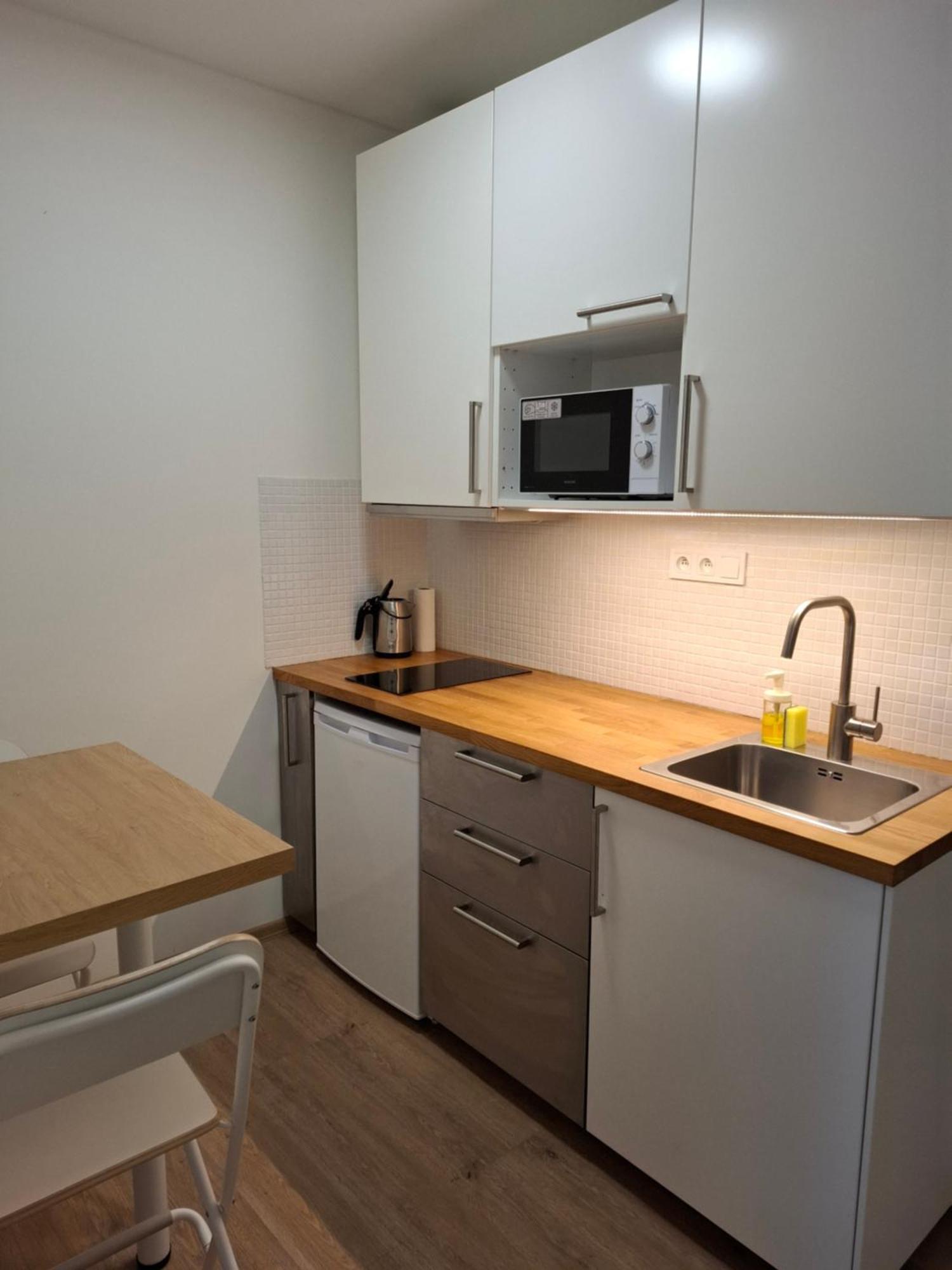 Santova Apartments 奥洛穆茨 外观 照片