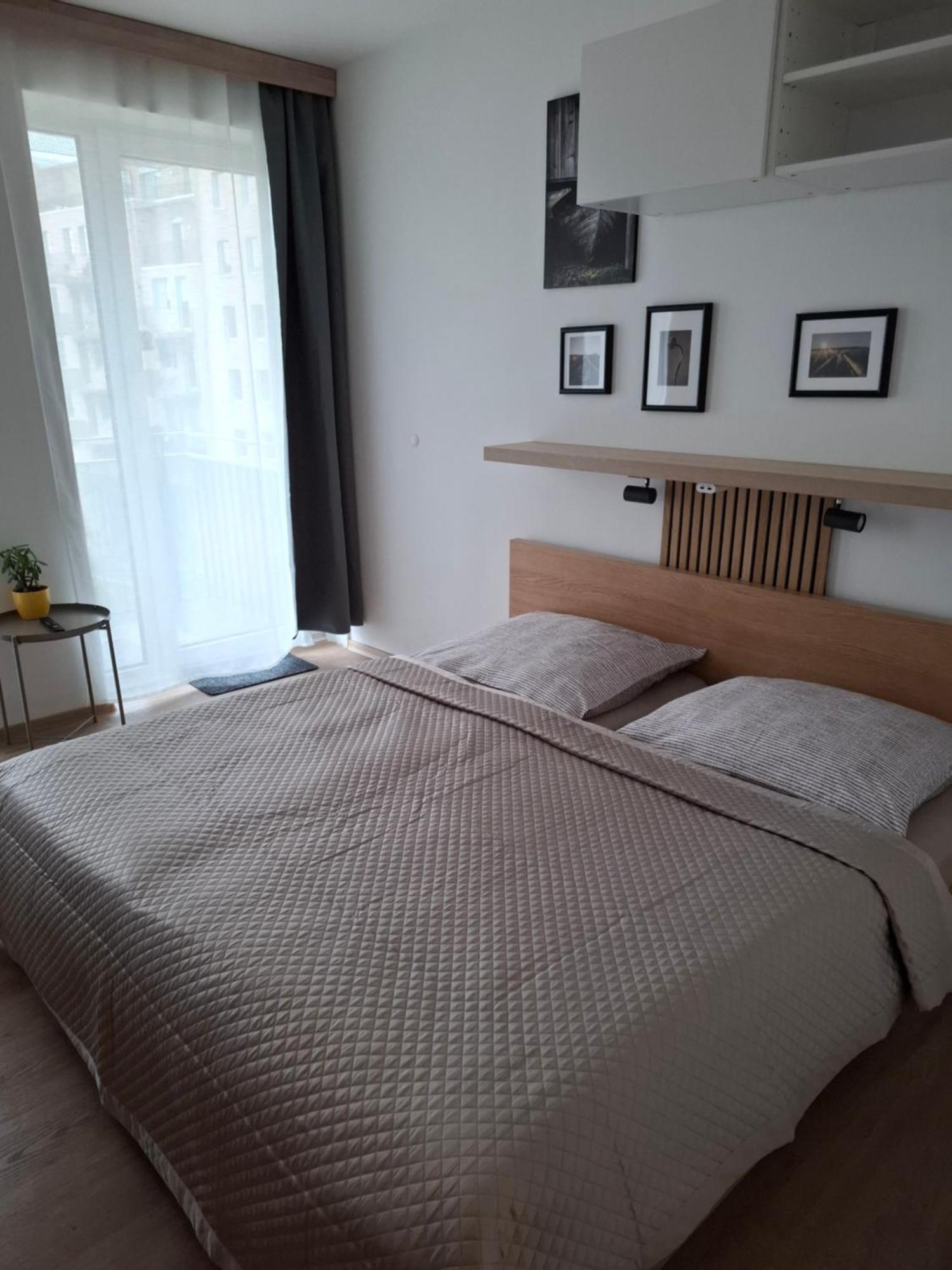 Santova Apartments 奥洛穆茨 外观 照片